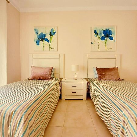 Apartamento Oasis Parque 1 波尔蒂芒 外观 照片