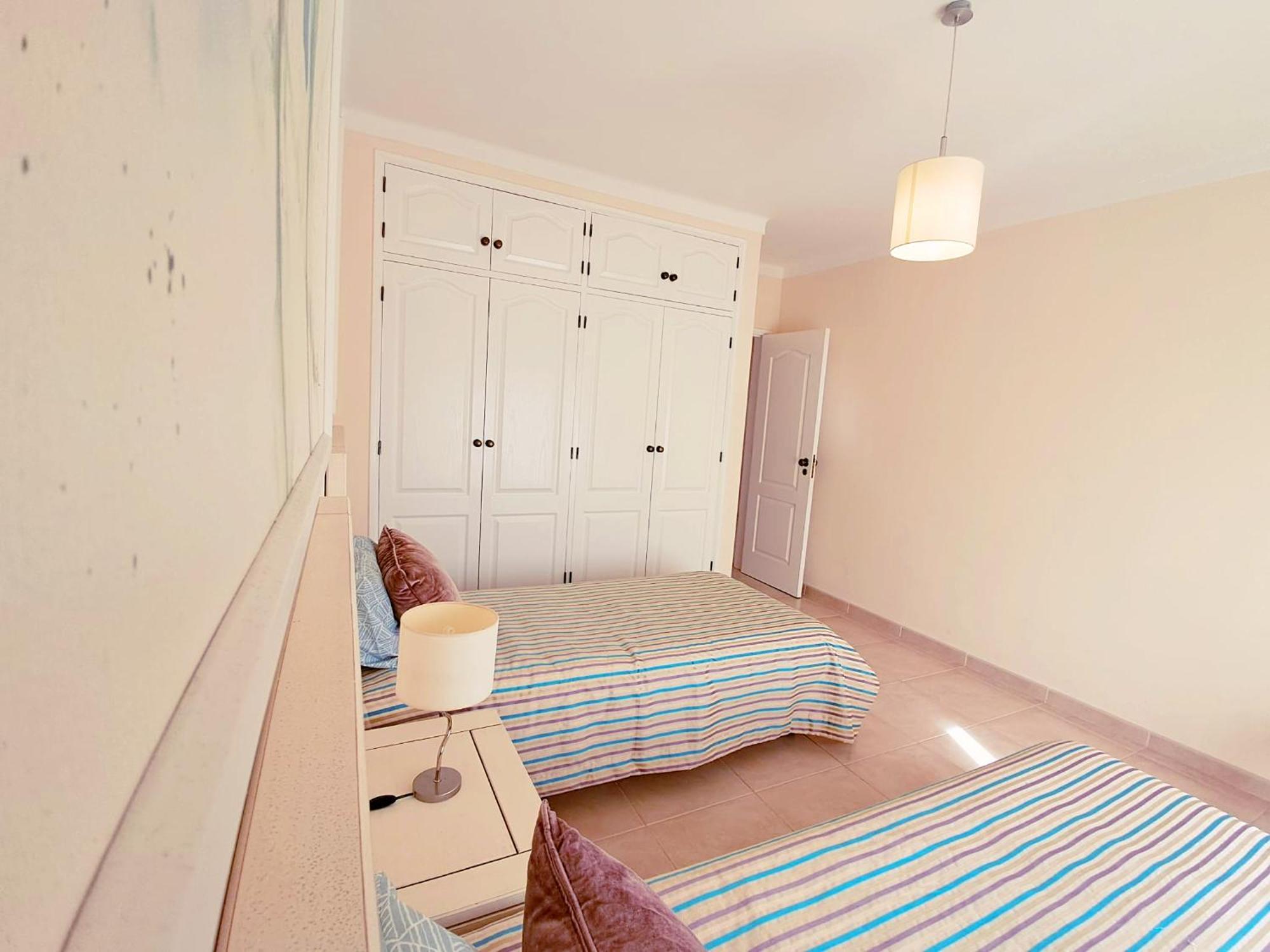 Apartamento Oasis Parque 1 波尔蒂芒 外观 照片