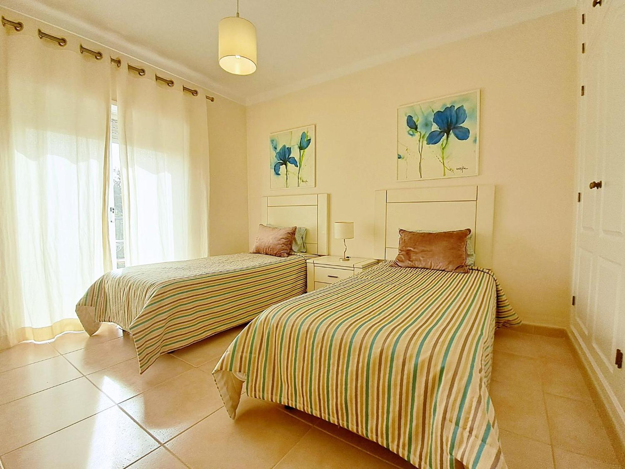 Apartamento Oasis Parque 1 波尔蒂芒 外观 照片